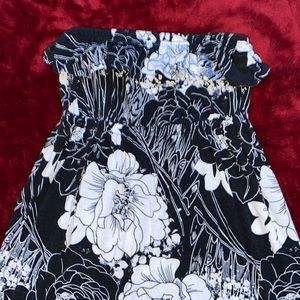 Women’s Floral Strapless Ruffle Dress